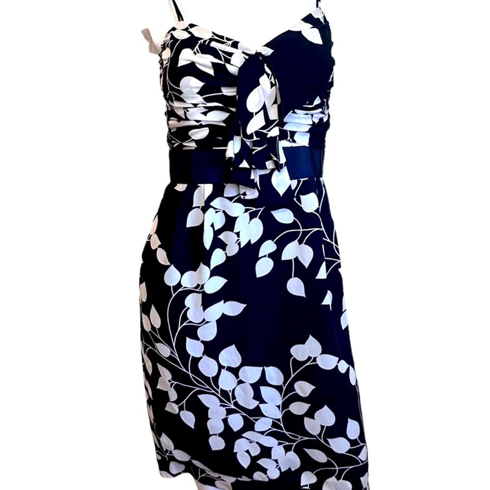 Authentic Tory Burch Dress Navy & White size 6